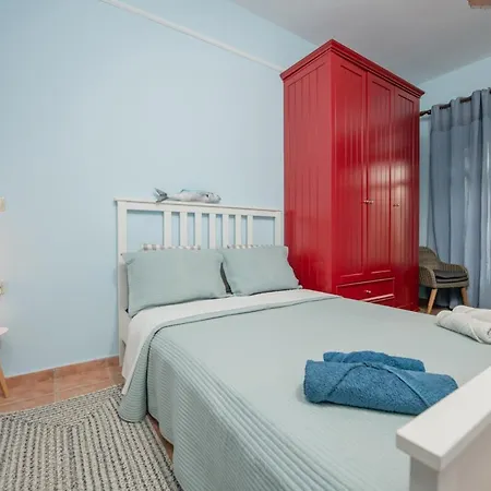 The Villea - 5 Bed House In Alli Meria