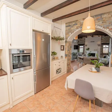 The Villea - 5 Bed House In 别墅