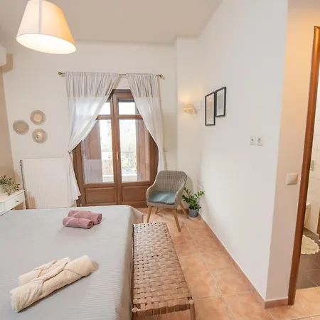 The Villea - 5 Bed House In Alli Meria