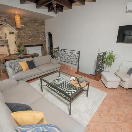 Villa The Villea - 5 Bed House In Alli Meria