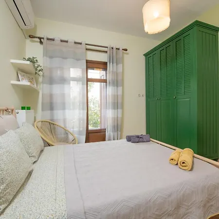 The Villea - 5 Bed House In Villa Alli Meria