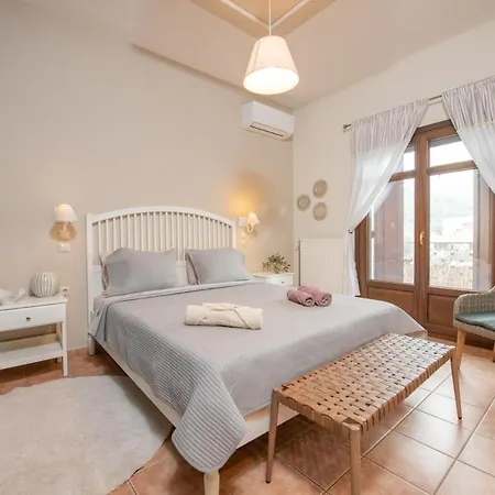 The Villea - 5 Bed House In Villa Alli Meria
